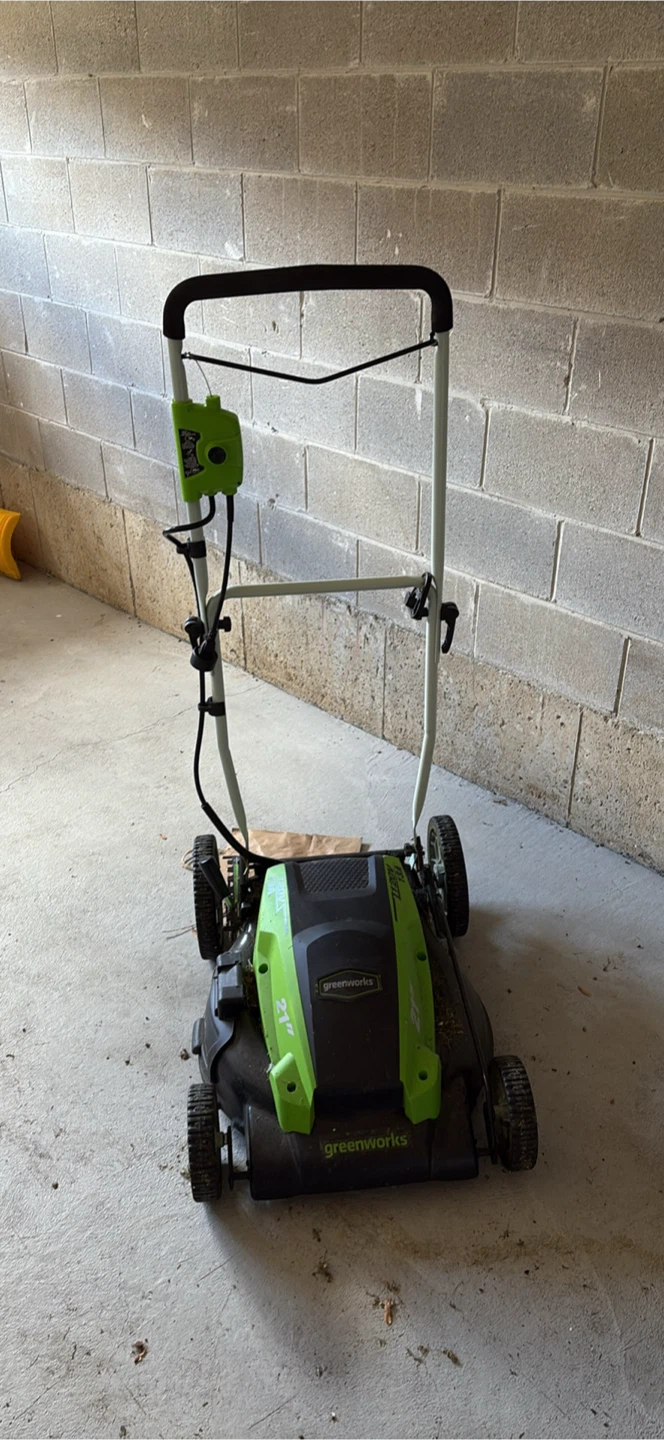 Greenworks Lawn mower - photo 2