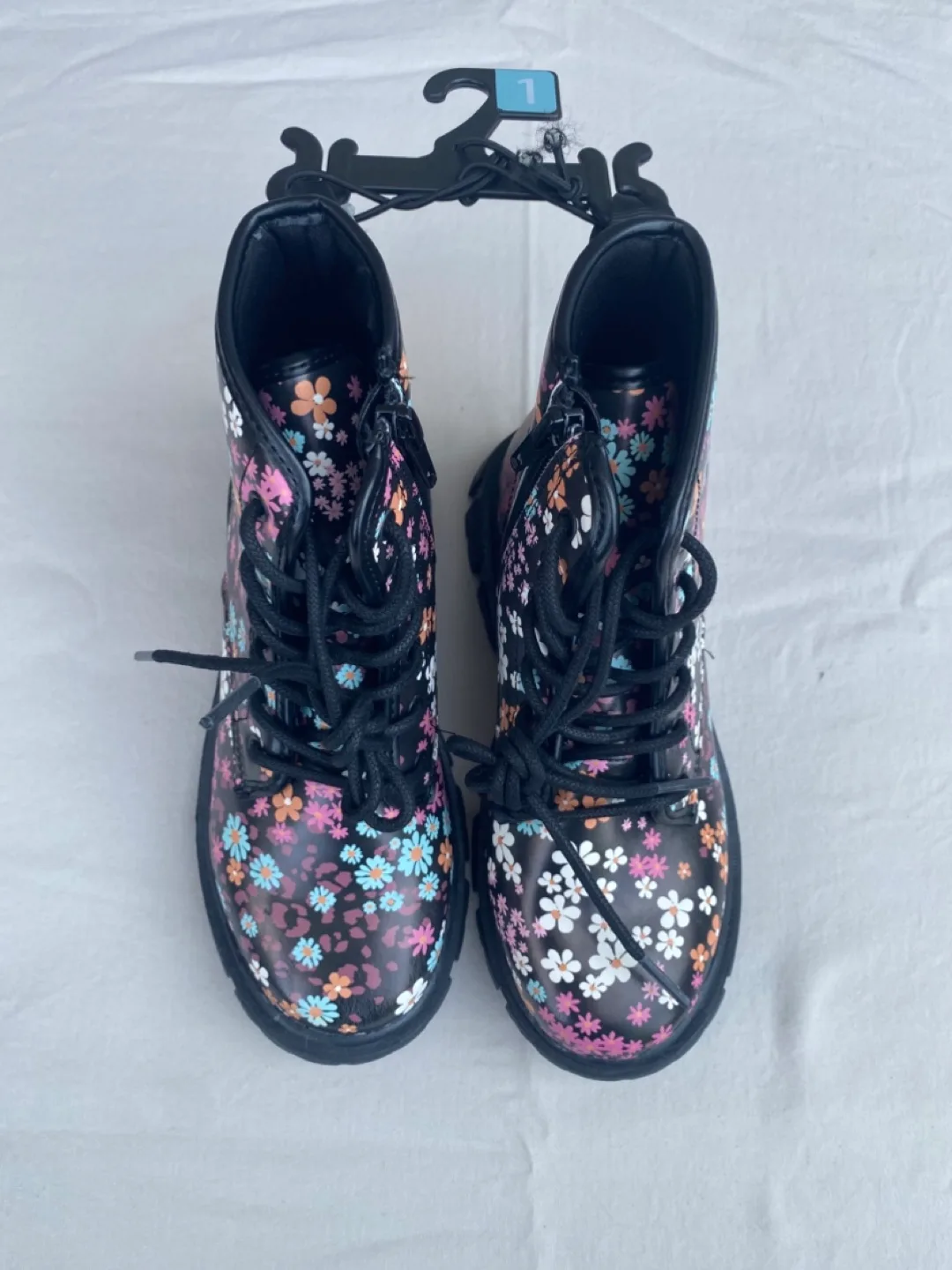 New Floral Print Girls' Boots - Size 13 and 1 kids shoes image indicator(5)