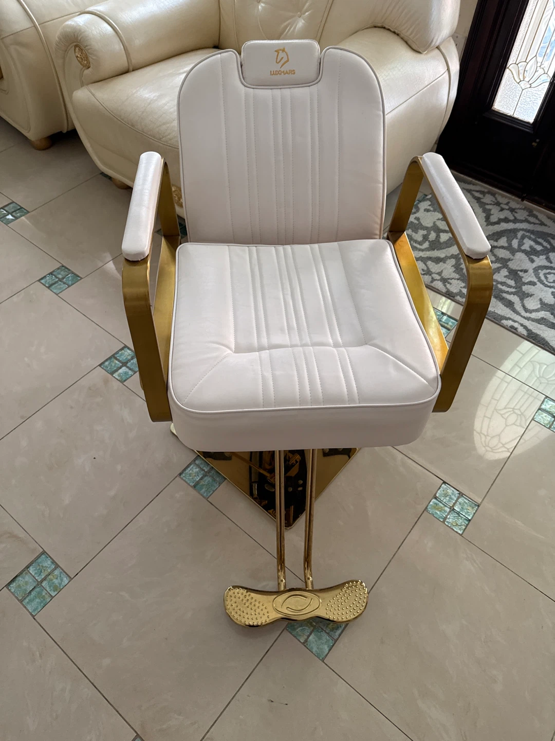 Luxmars White & Gold Salon/Barber Chair - photo 2
