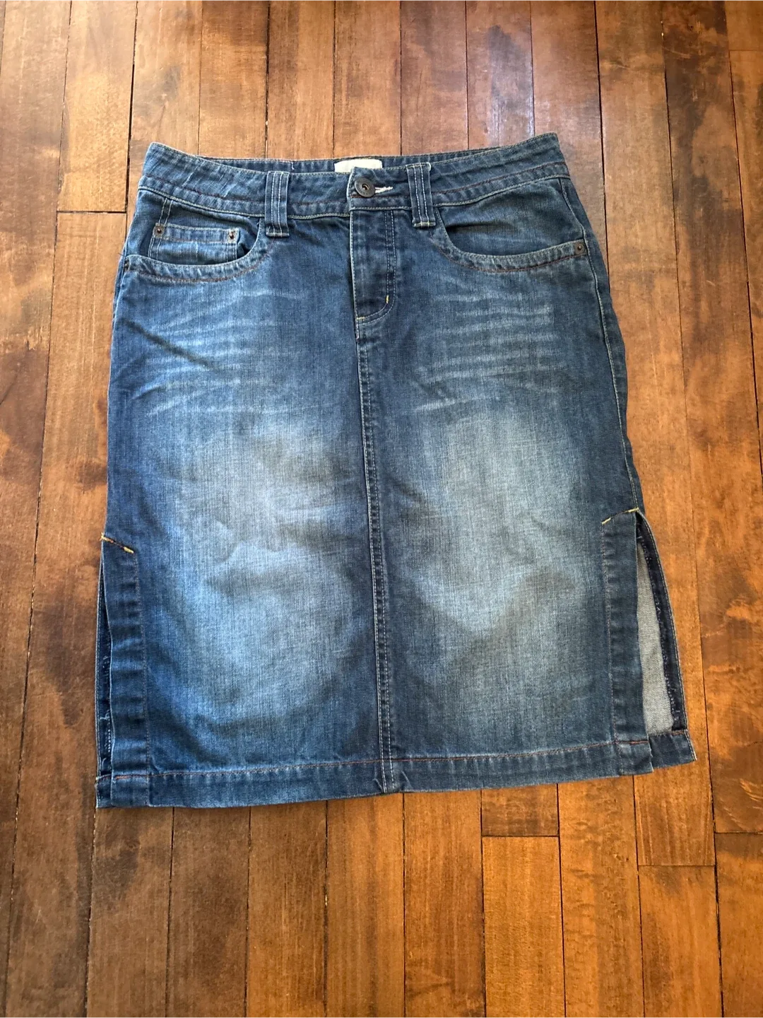 Wear It Well Denim Skirt - Size 7/8 thumbnail