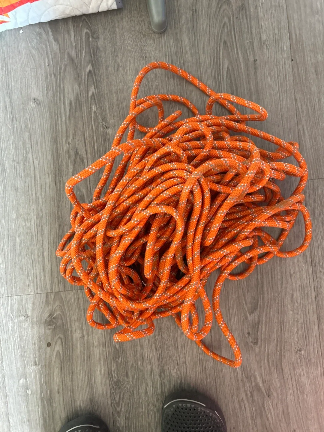100 ft Orange Climbing Rope 🥕🥕🥕 thumbnail