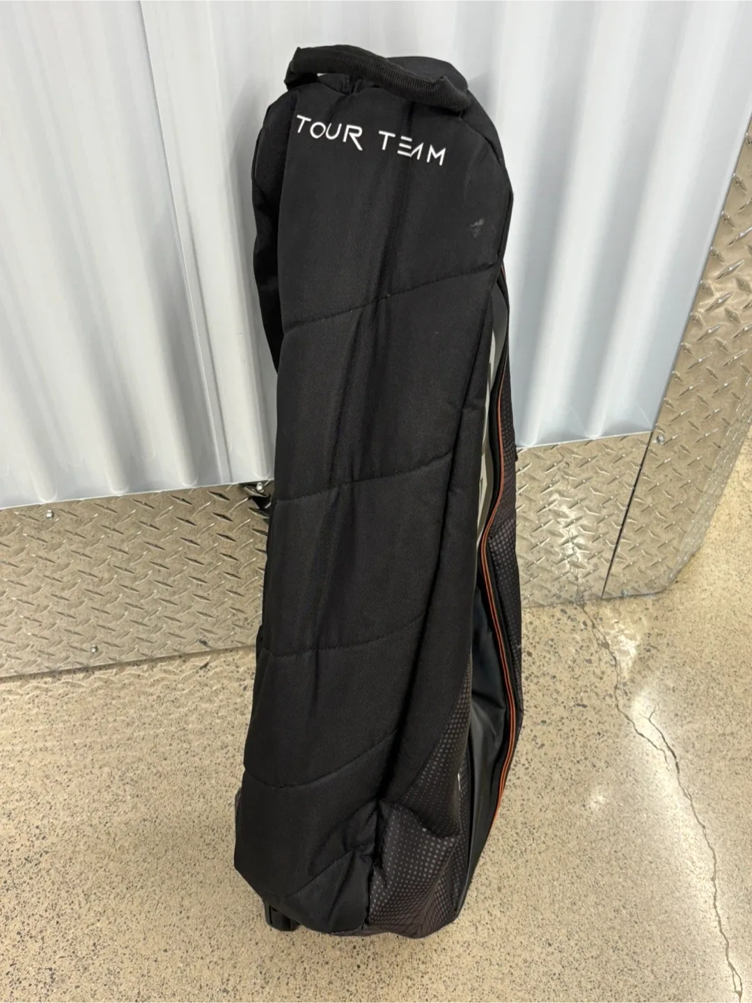Head Tour Team Tennis Racquet Bag image indicator(2)