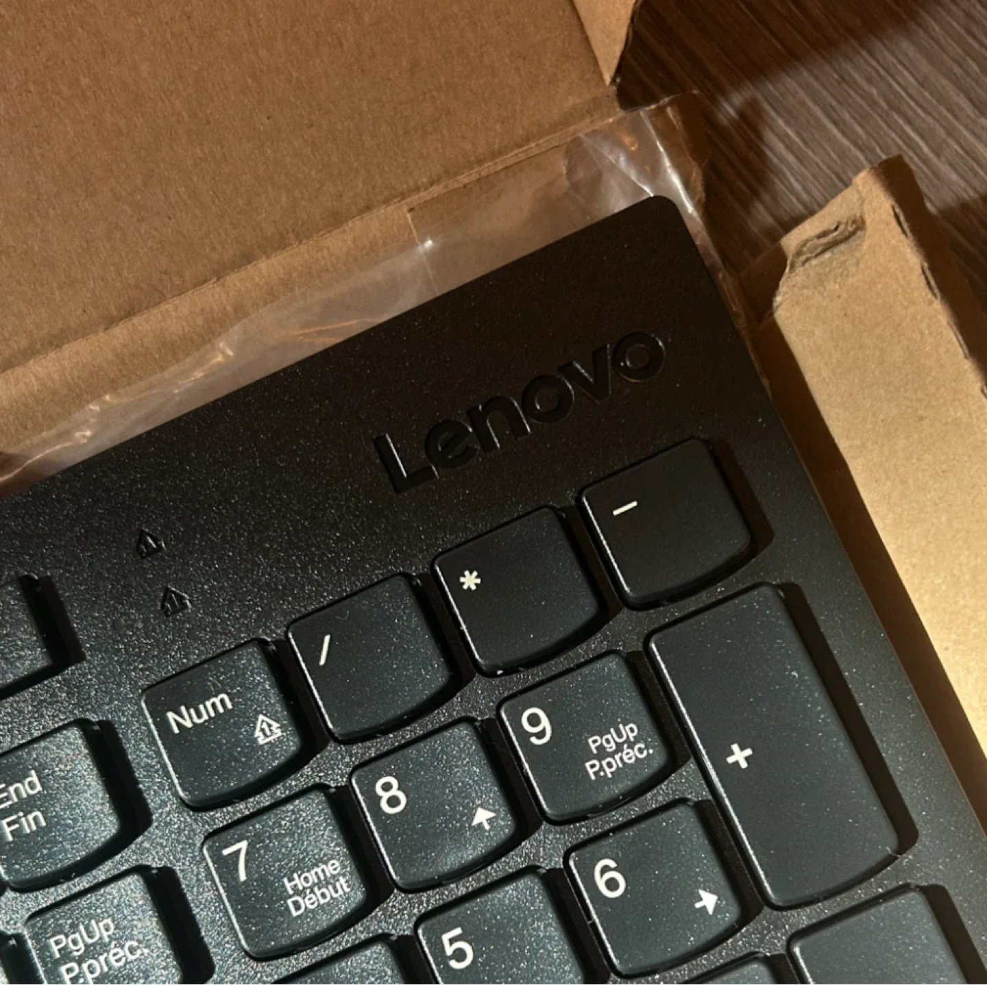 Lenovo Black Keyboard - New in box image indicator(4)