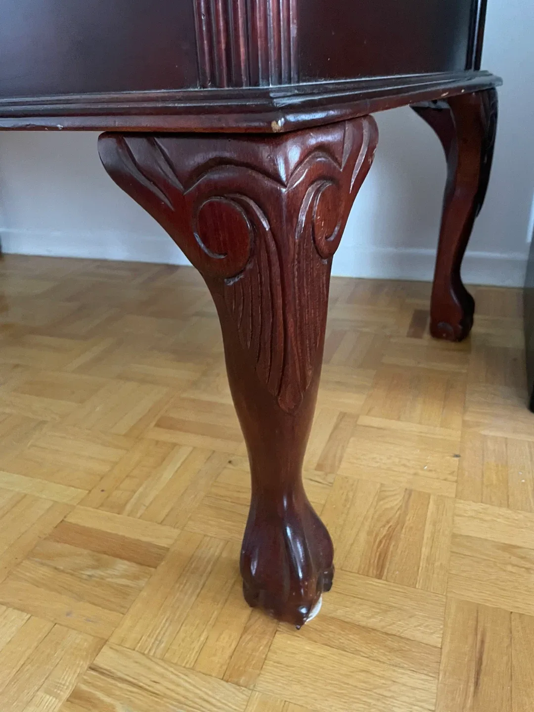 Vintage Wooden Coffee Table image indicator(3)