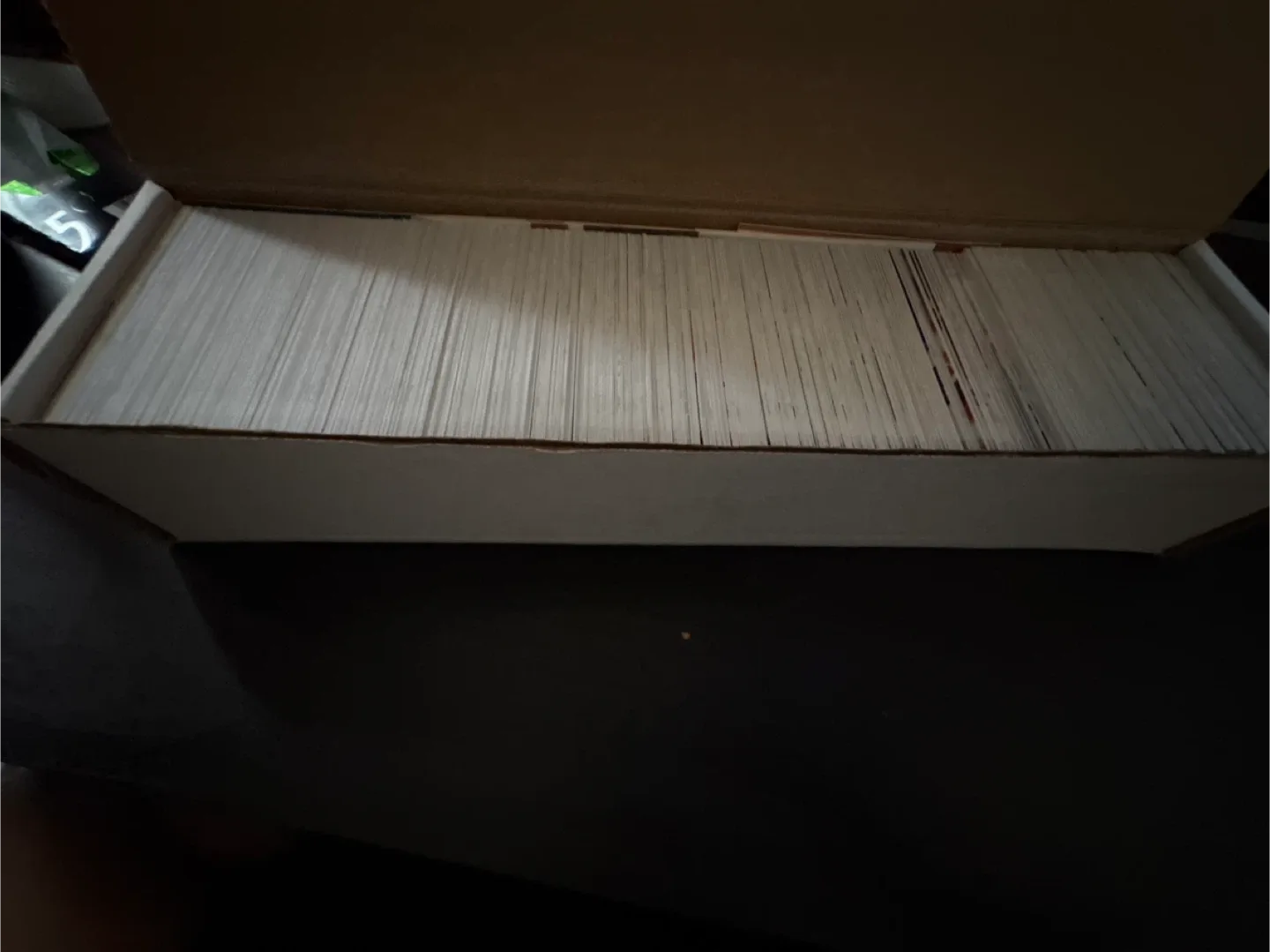 Bulk of hockey cards image indicator(2)