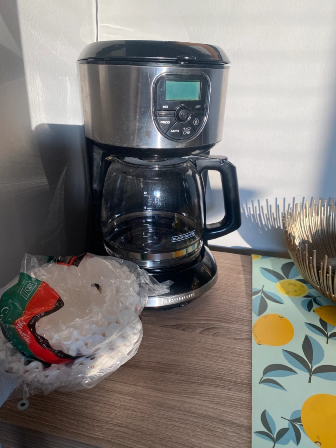 Black+Decker Coffee Maker + filters - photo 2