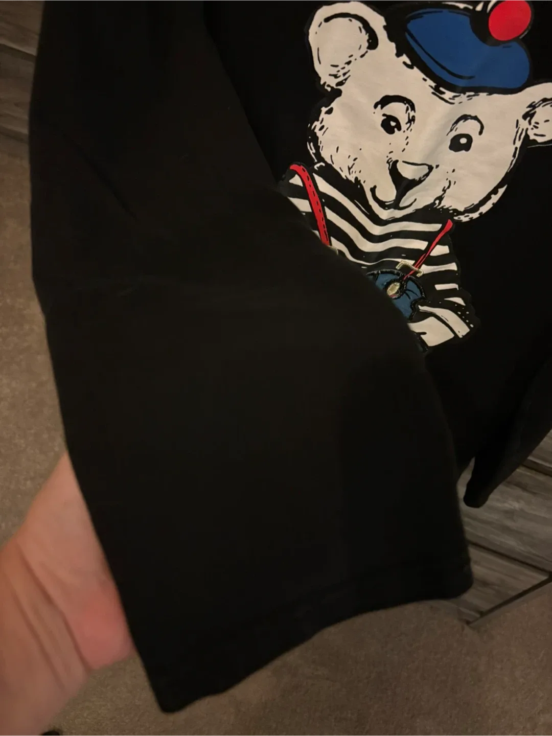 Korea Black Long Sleeve Shirt with Bear Design image indicator(3)