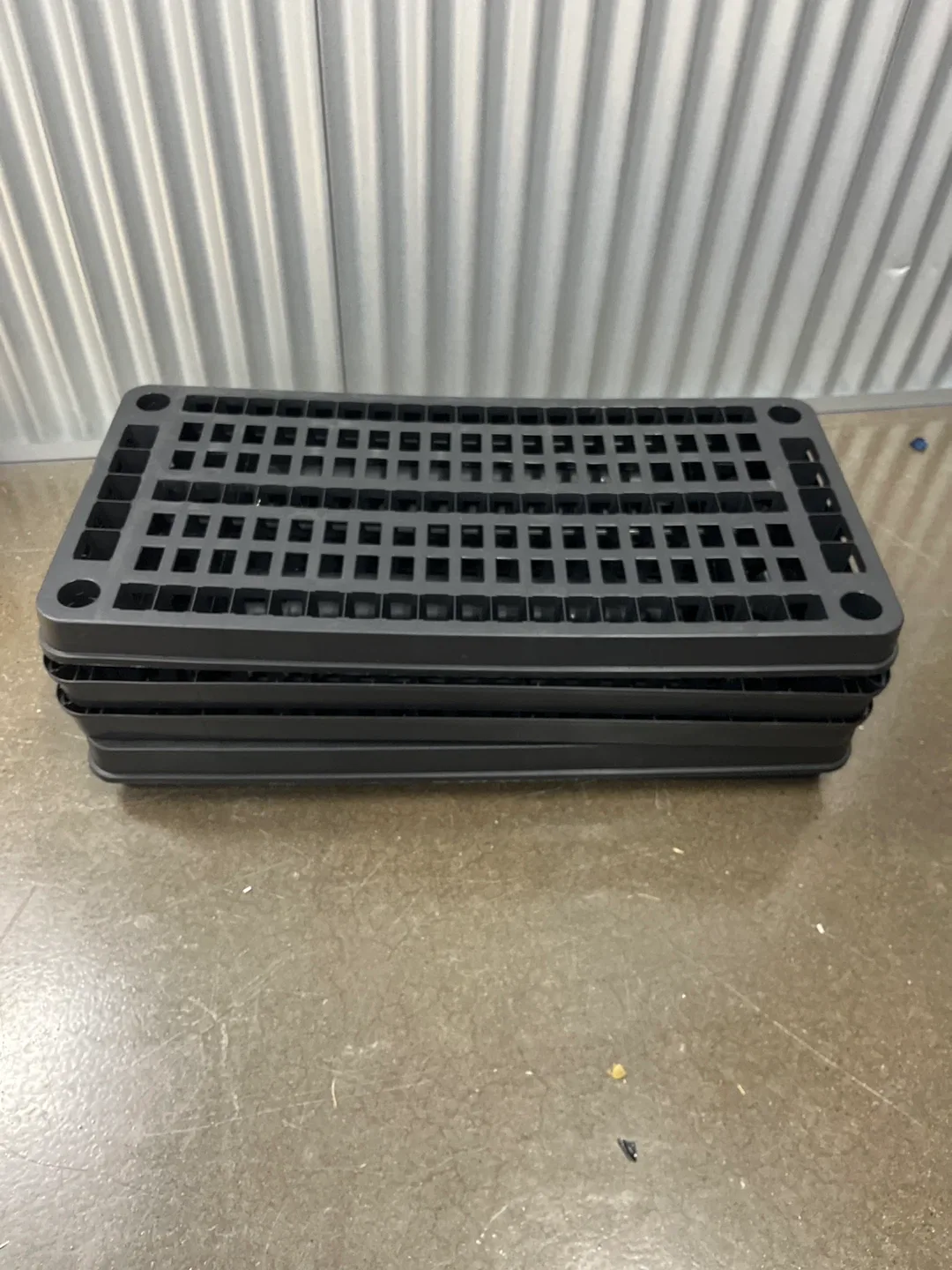 5 Shelf Molded Plastic - Heavy Duty image indicator(2)