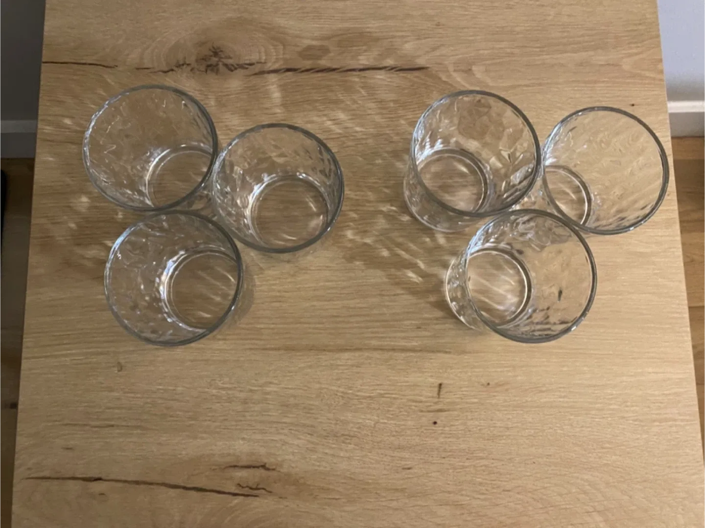 Set of 6 Textured Drinking Glasses image indicator(2)