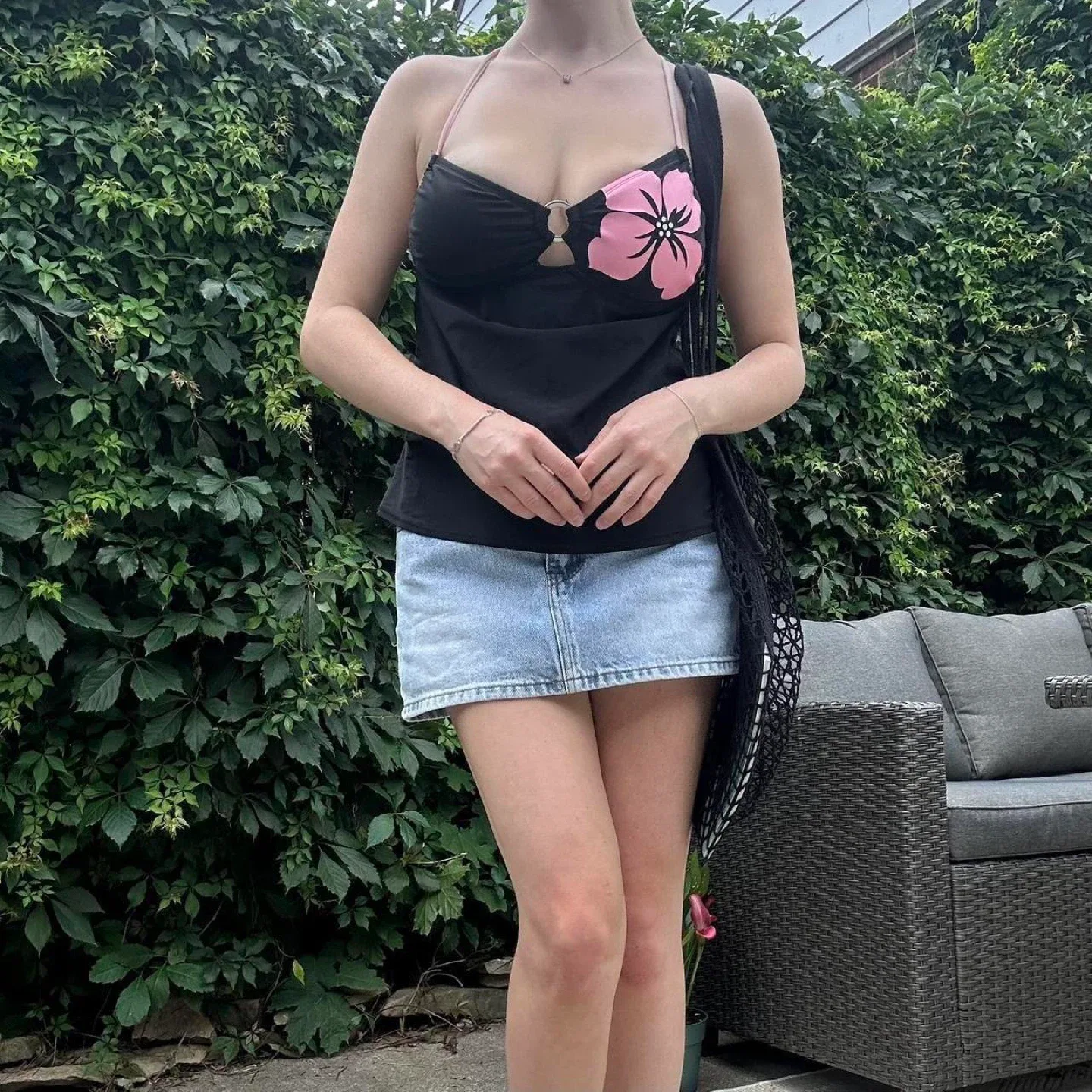 Black and pink floral halter tankini image indicator(4)