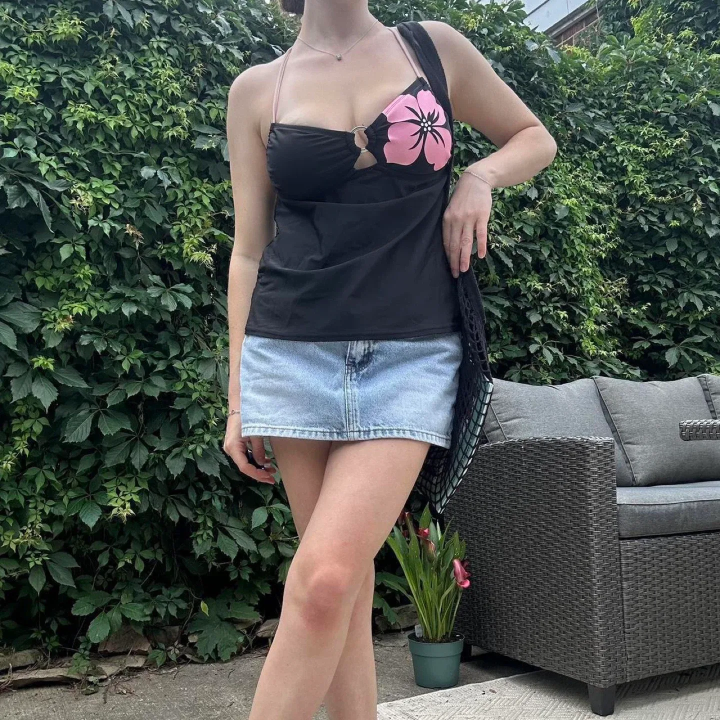 Black and pink floral halter tankini image indicator(5)