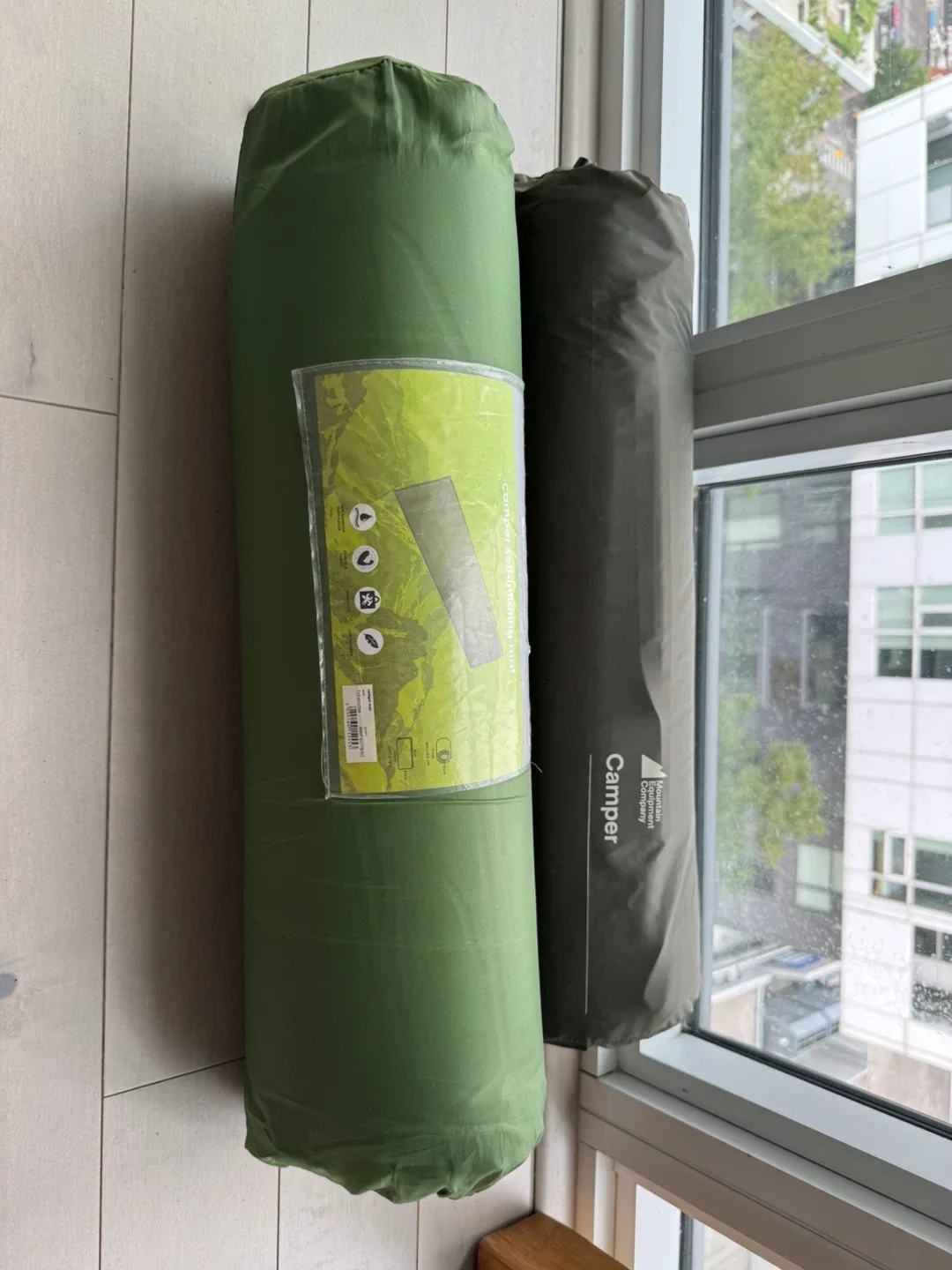 MEC Camper Self-Inflating AND Mountain warehouse sleeping mats thumbnail