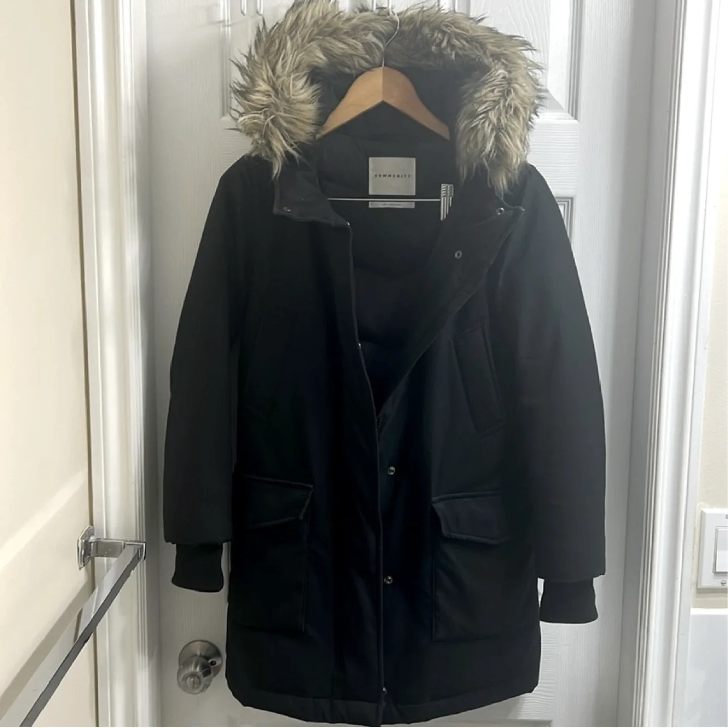 Aritzia Duck Feathers Down Wool Black Winter Parka Jacket thumbnail