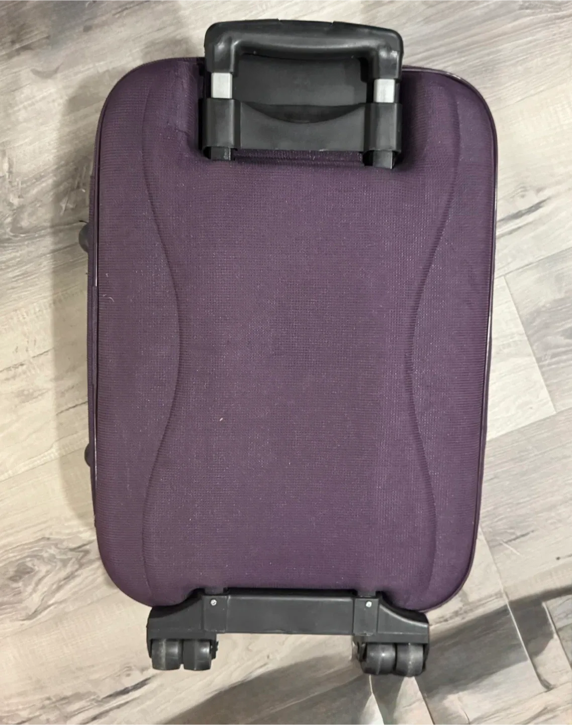 Highlite Purple Carry-On Suitcase image indicator(3)