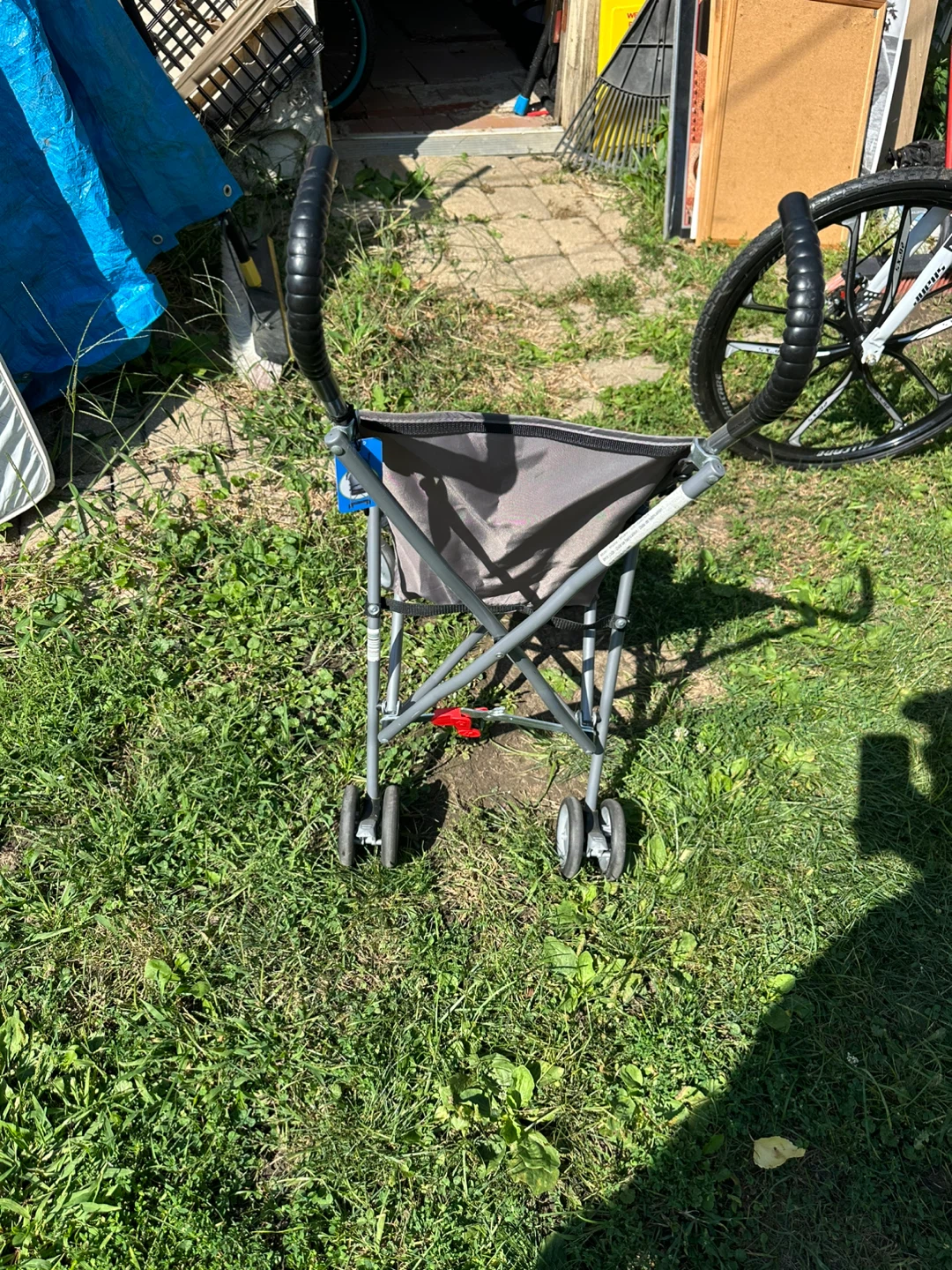 Cosco Umbrella Stroller - photo 3