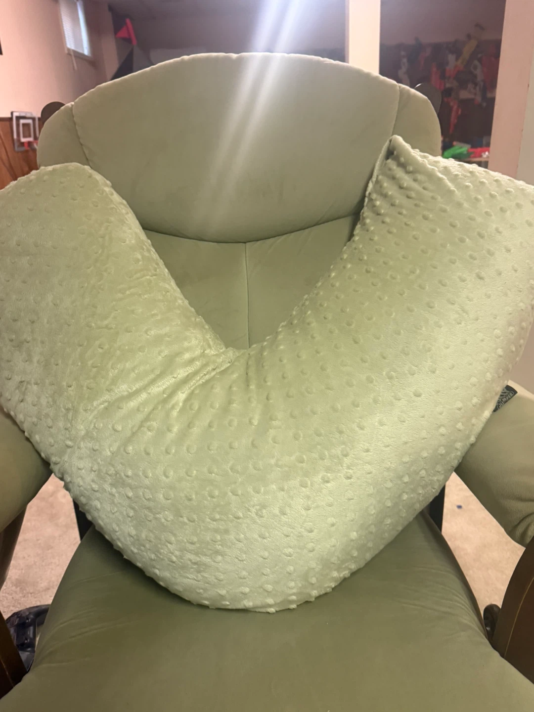 U-Shaped Pregnancy Pillow - Light Green