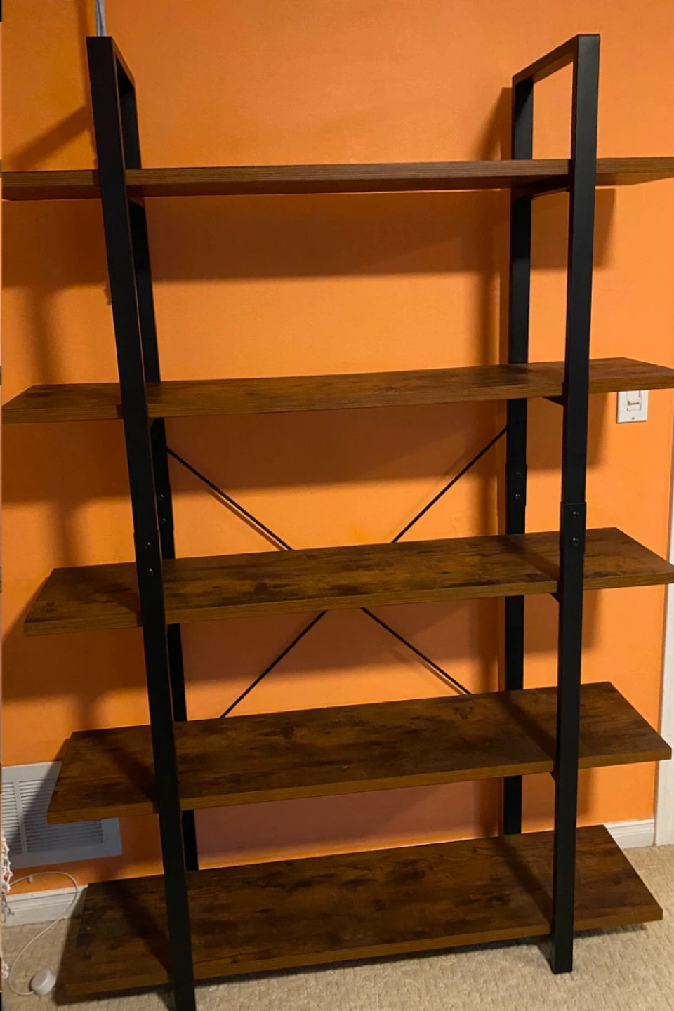Bookshelf - photo 2
