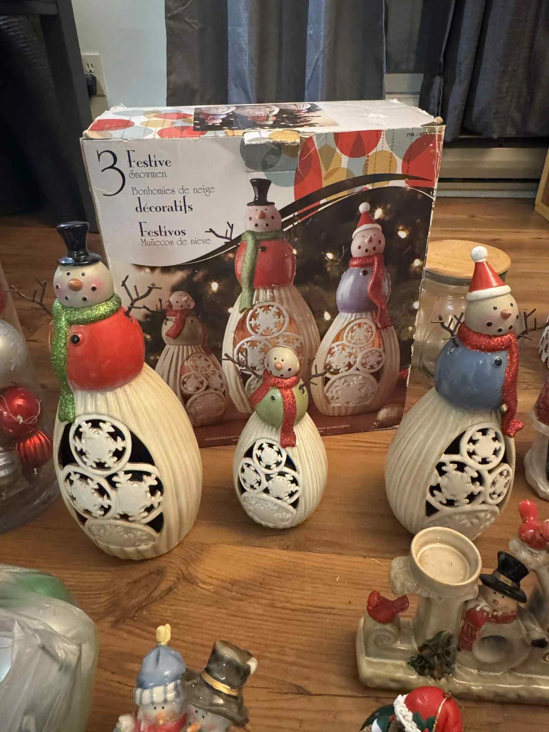 Christmas Decorations - Santa, Snowmen, Ornaments - photo 4