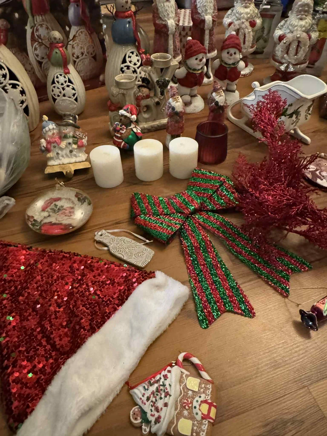 Christmas Decorations - Santa, Snowmen, Ornaments - photo 5