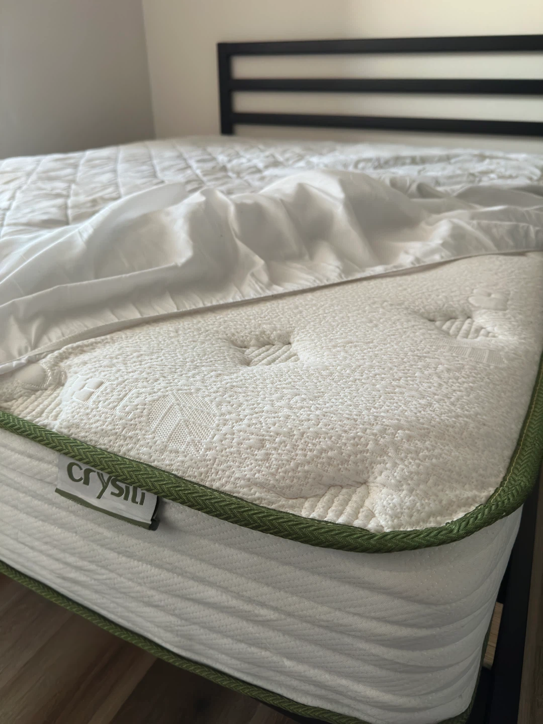 Queen size mattress - photo 3