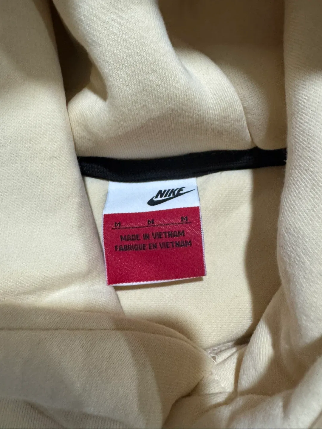 Nike Cream Hoodie - Size M image indicator(2)