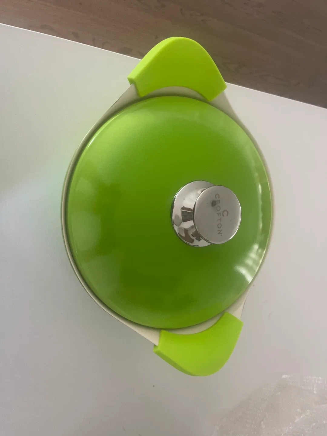 Crofton Green Pot with Lid thumbnail
