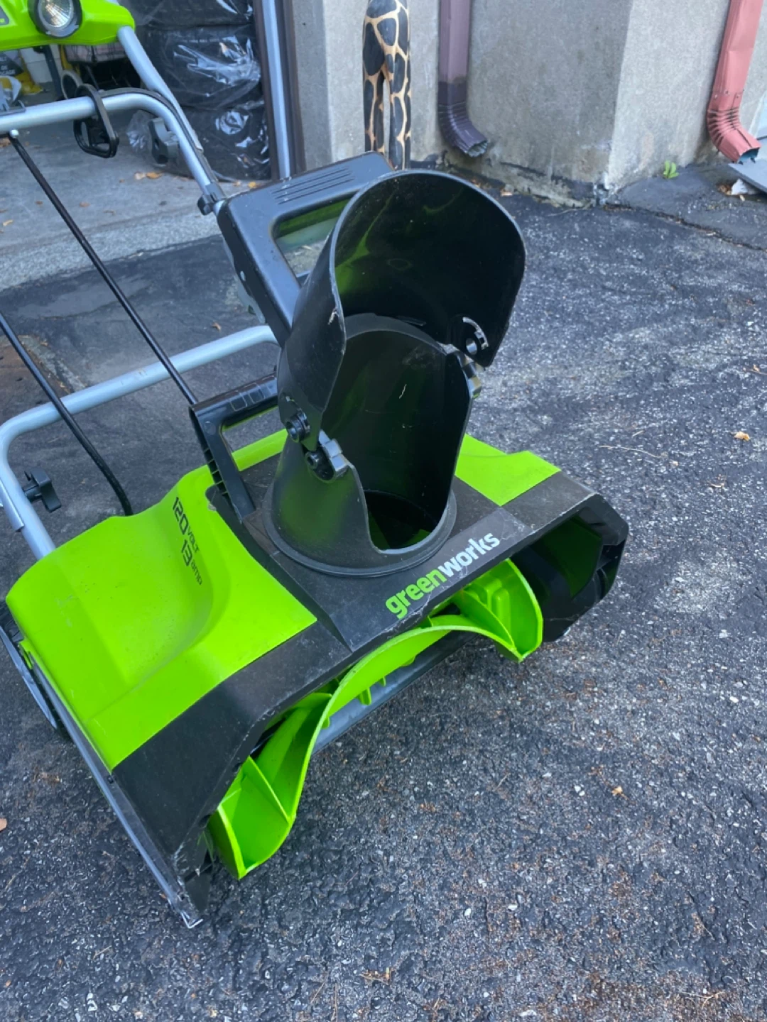 Greenworks 120V 20-Inch Cordless Snow Thrower - photo 3