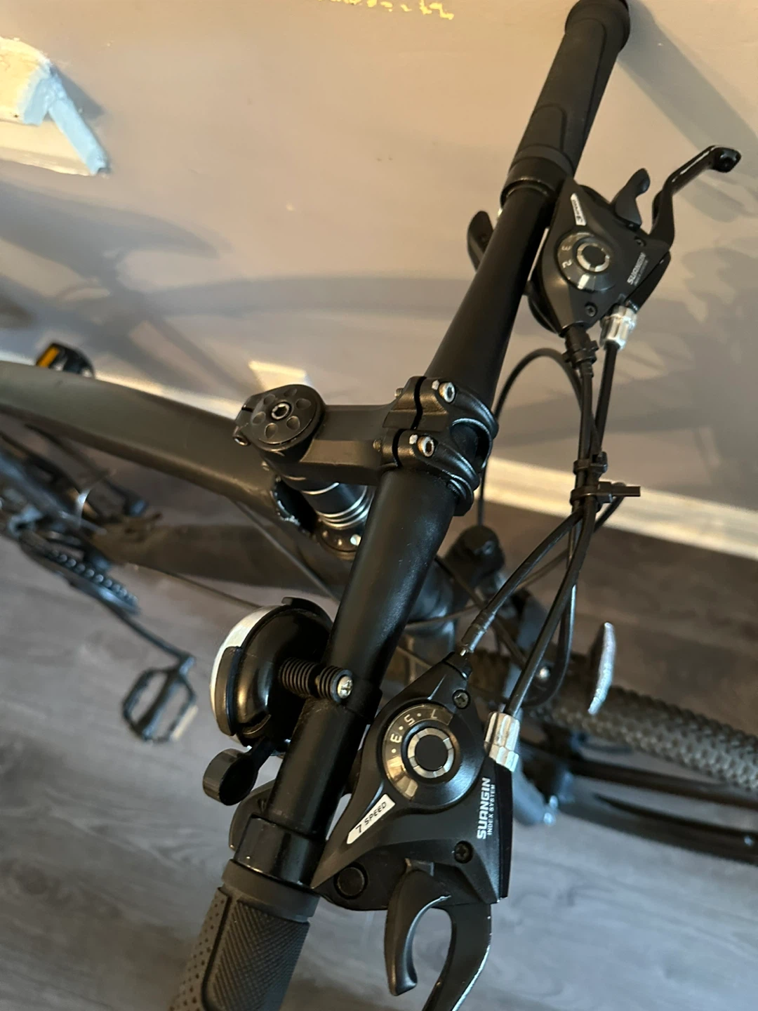 Black Mountain Bike - photo 2