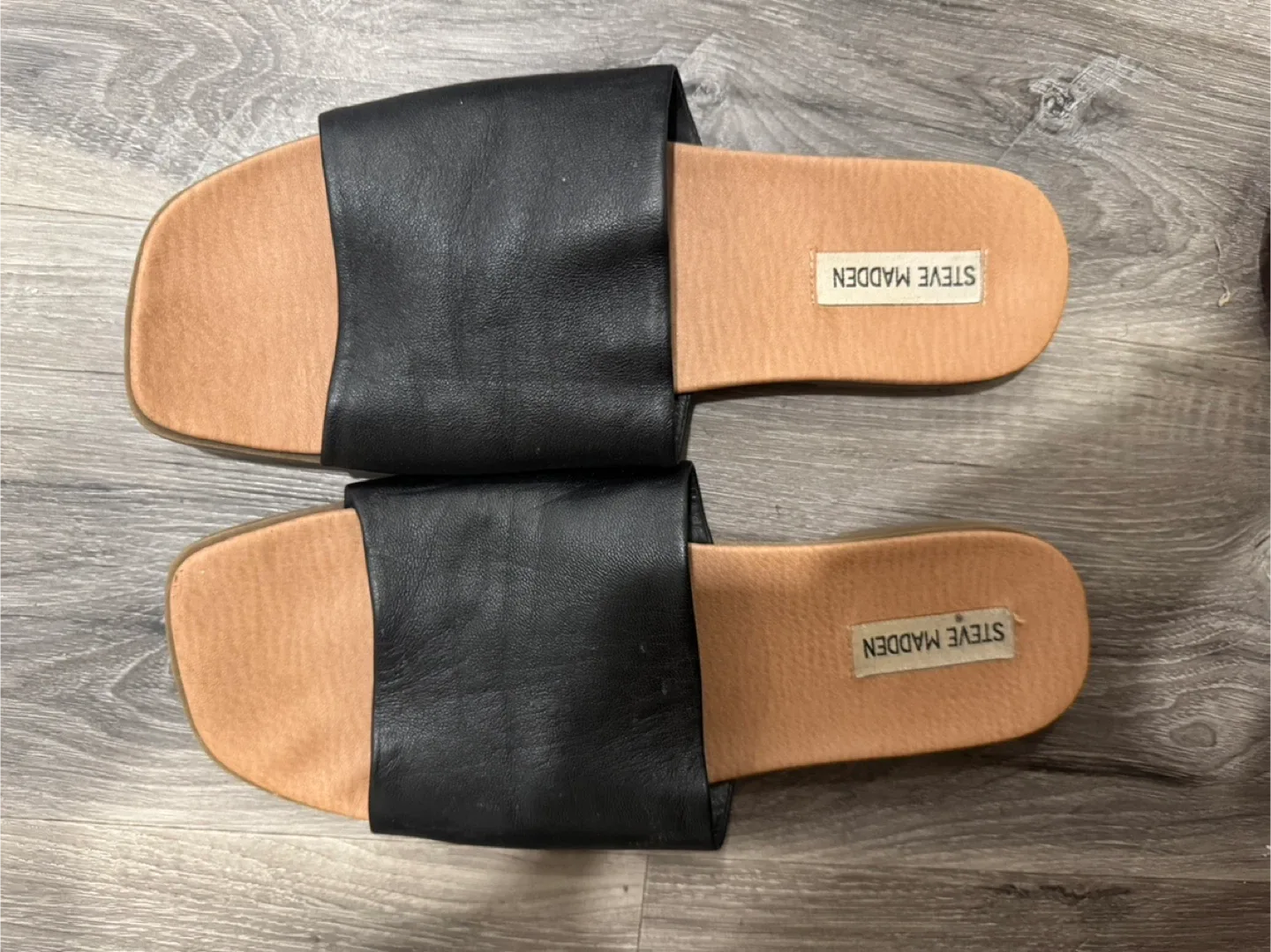 Steve Madden Black Leather Slides image indicator(2)