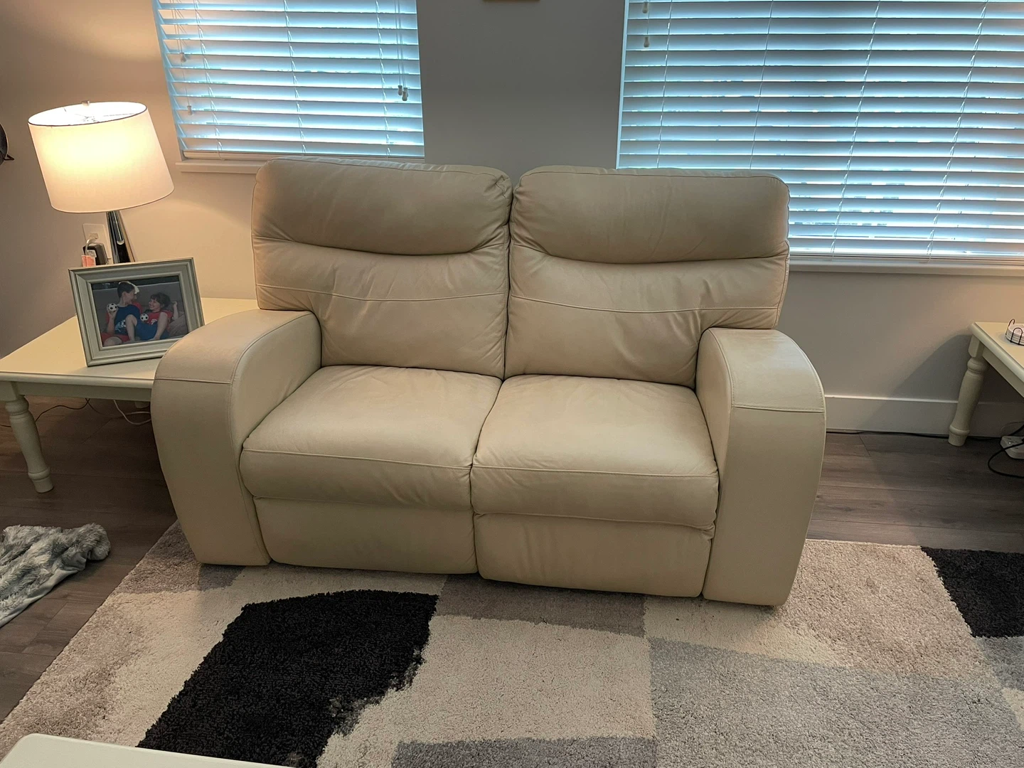 Genuine Leather Power Reclining Loveseat Cream/Ivory - photo 2