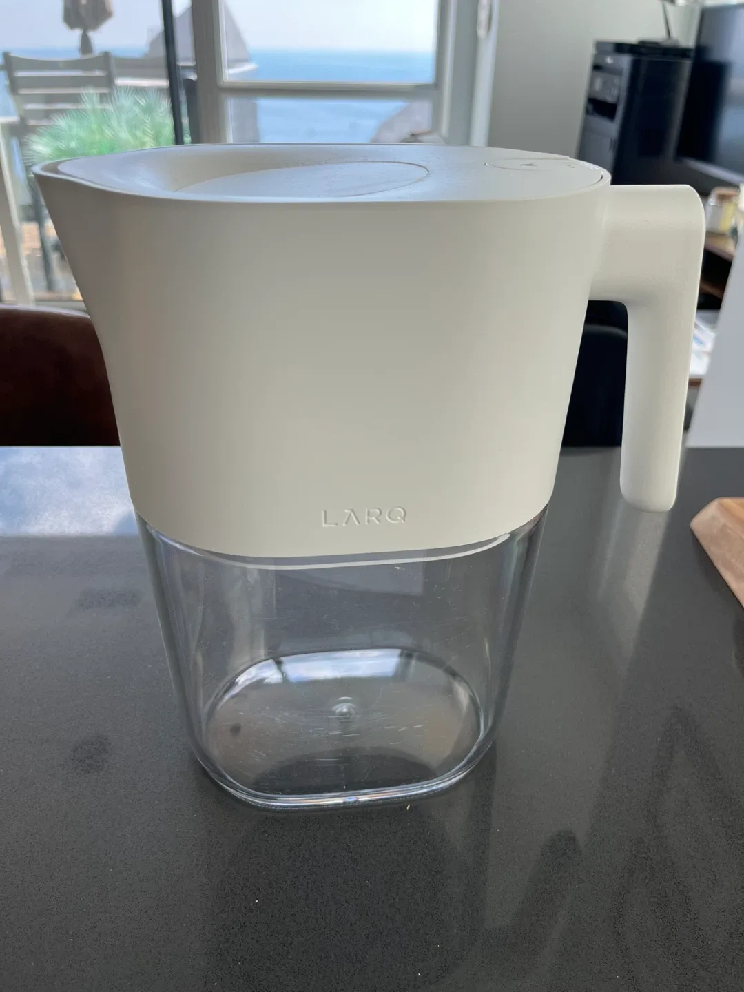 LARQ Pitcher PureVis image indicator(2)