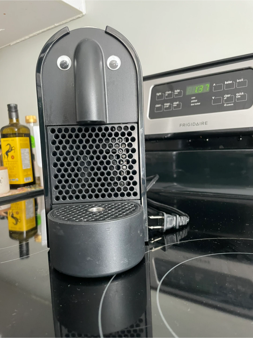 Nespresso Machine + Pods