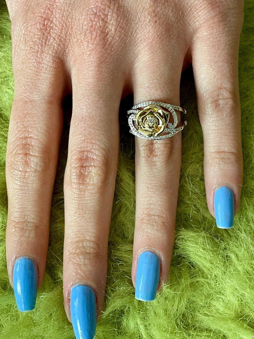 Disney Enchanted Belle Diamond Rose Ring thumbnail