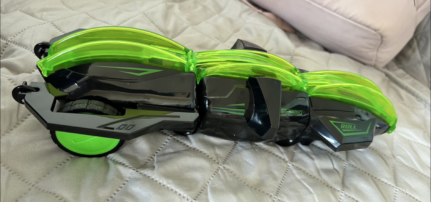 Joy Spot Black Mamba RC Transforming Car - photo 4
