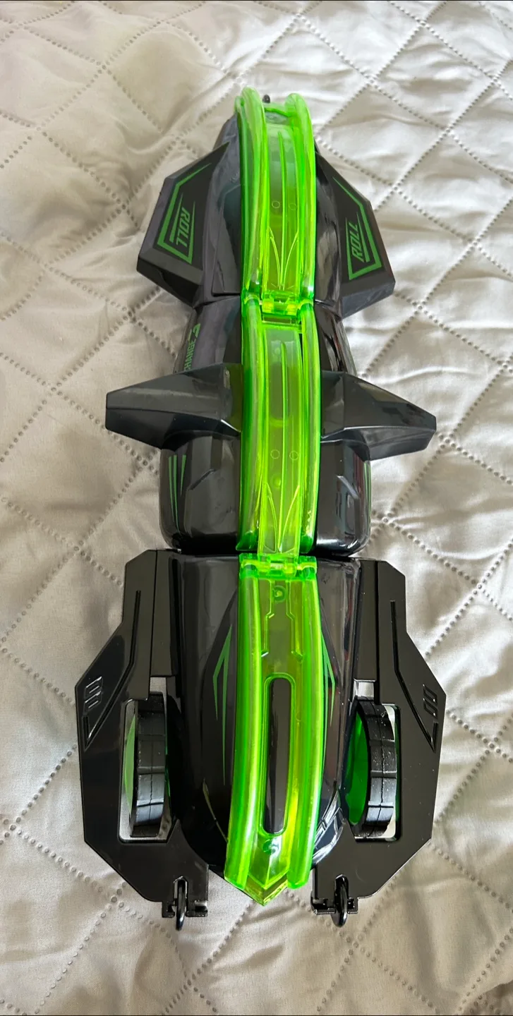 Joy Spot Black Mamba RC Transforming Car image indicator(2)