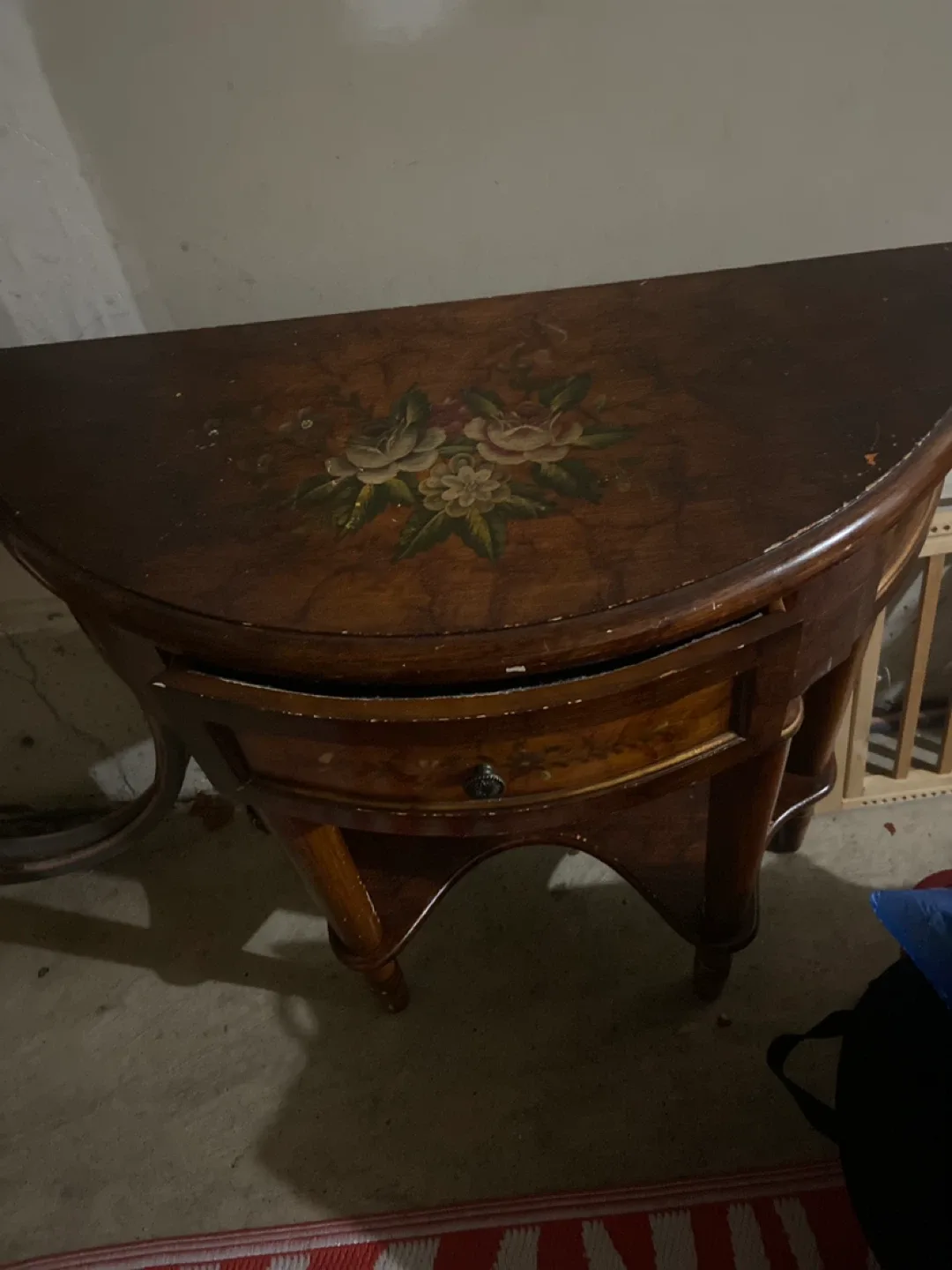 Wooden Half-Moon Table and mirror 🥕 image indicator(4)