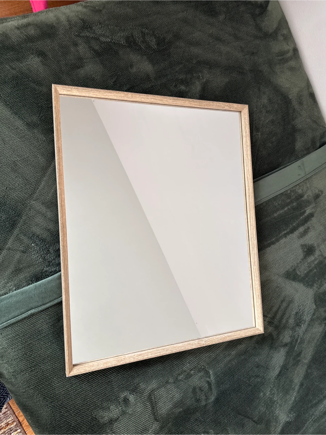 hometrends 18x22 inch Mirror