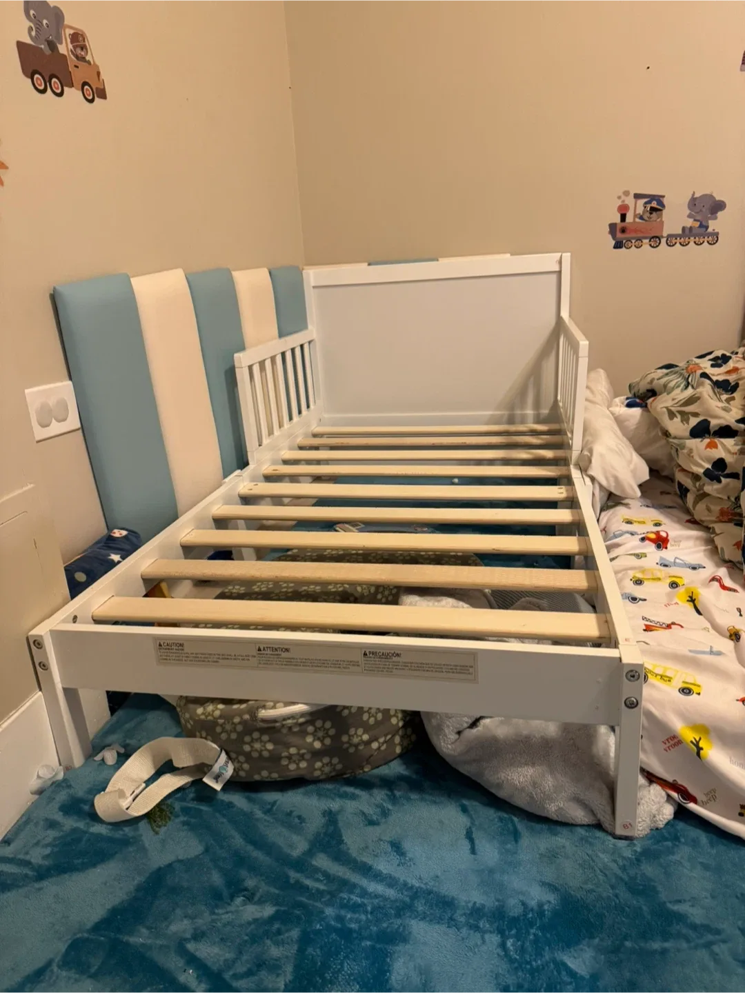 White Baby Crib thumbnail