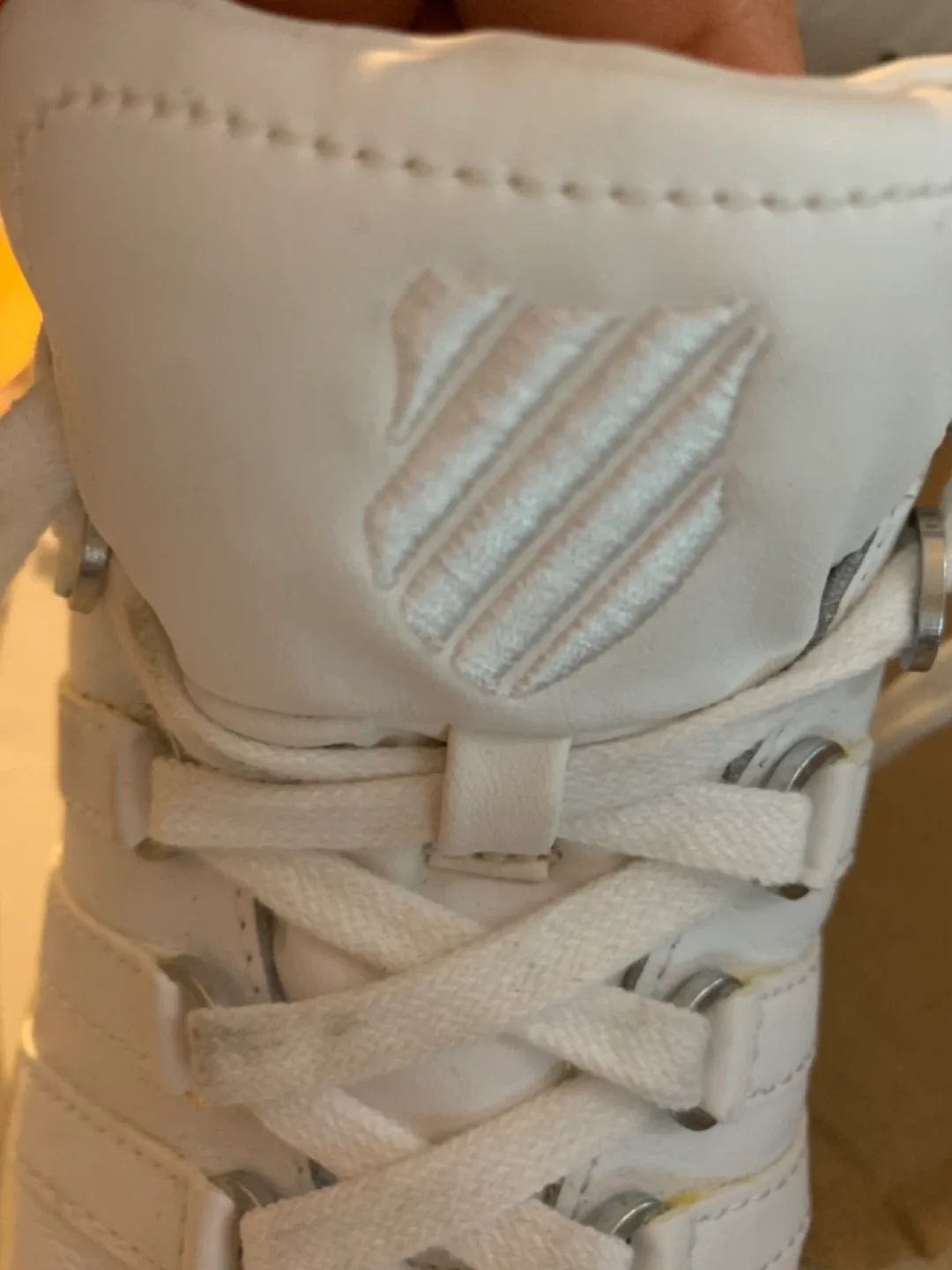 K-Swiss Court Style white leather sneakers - US 8 image indicator(3)