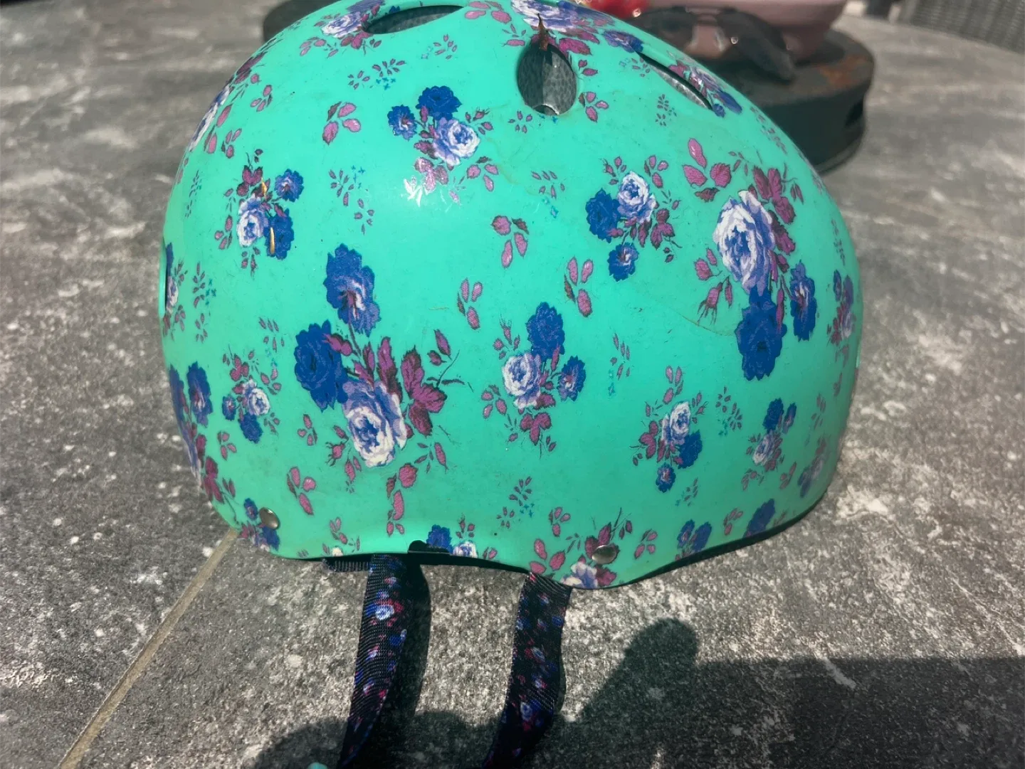 Harper floral teal helmet image indicator(4)