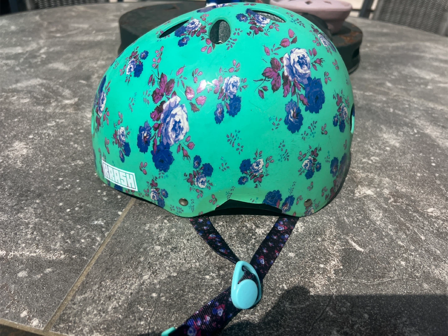 Harper floral teal helmet - photo 2