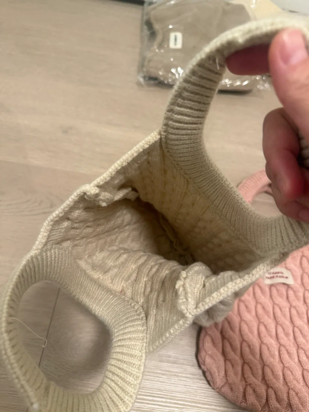 Handmade Knit Bag image indicator(4)