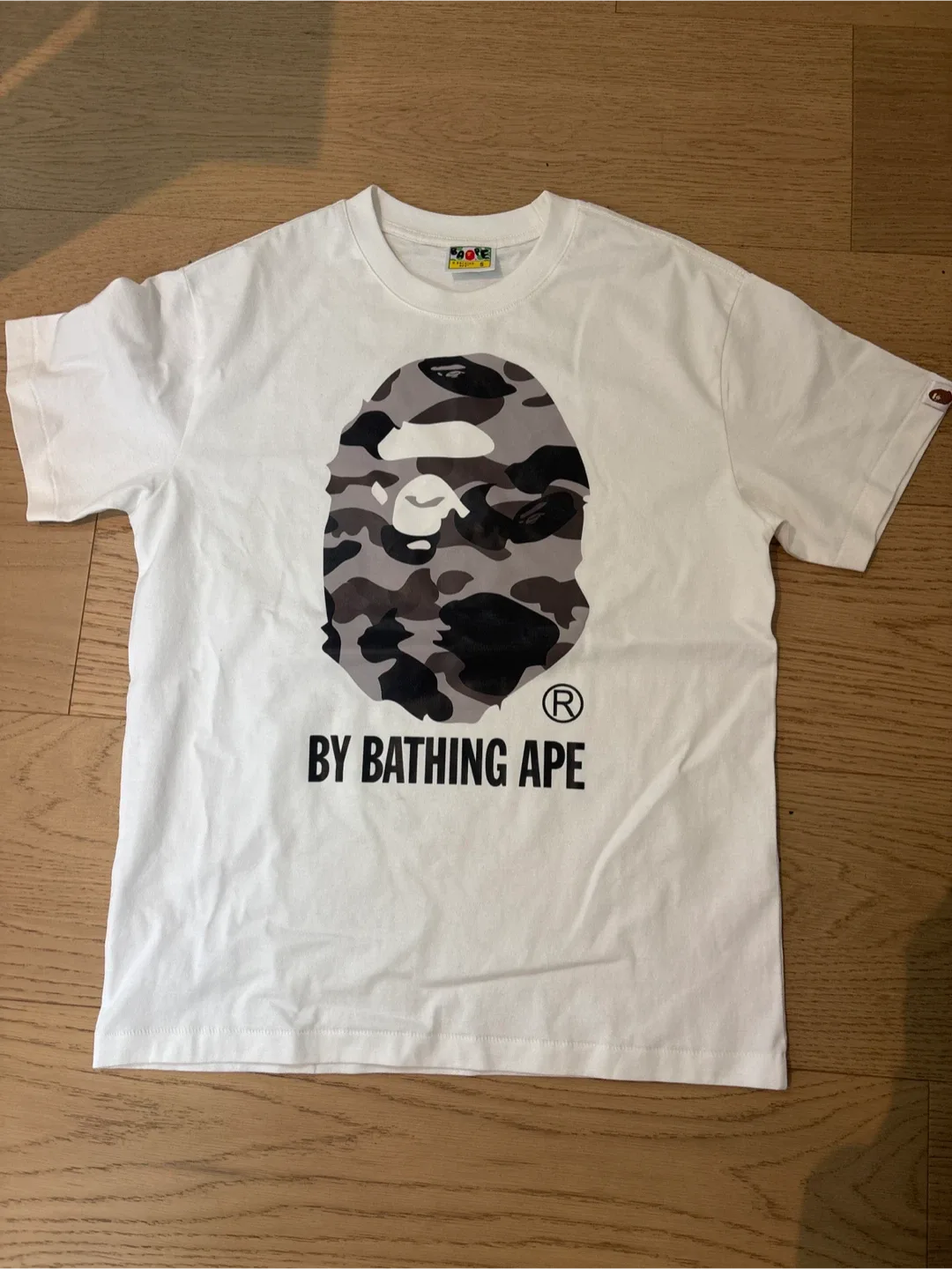DUPE Bathing Ape (BAPE) White Camo T-Shirt - Size S thumbnail