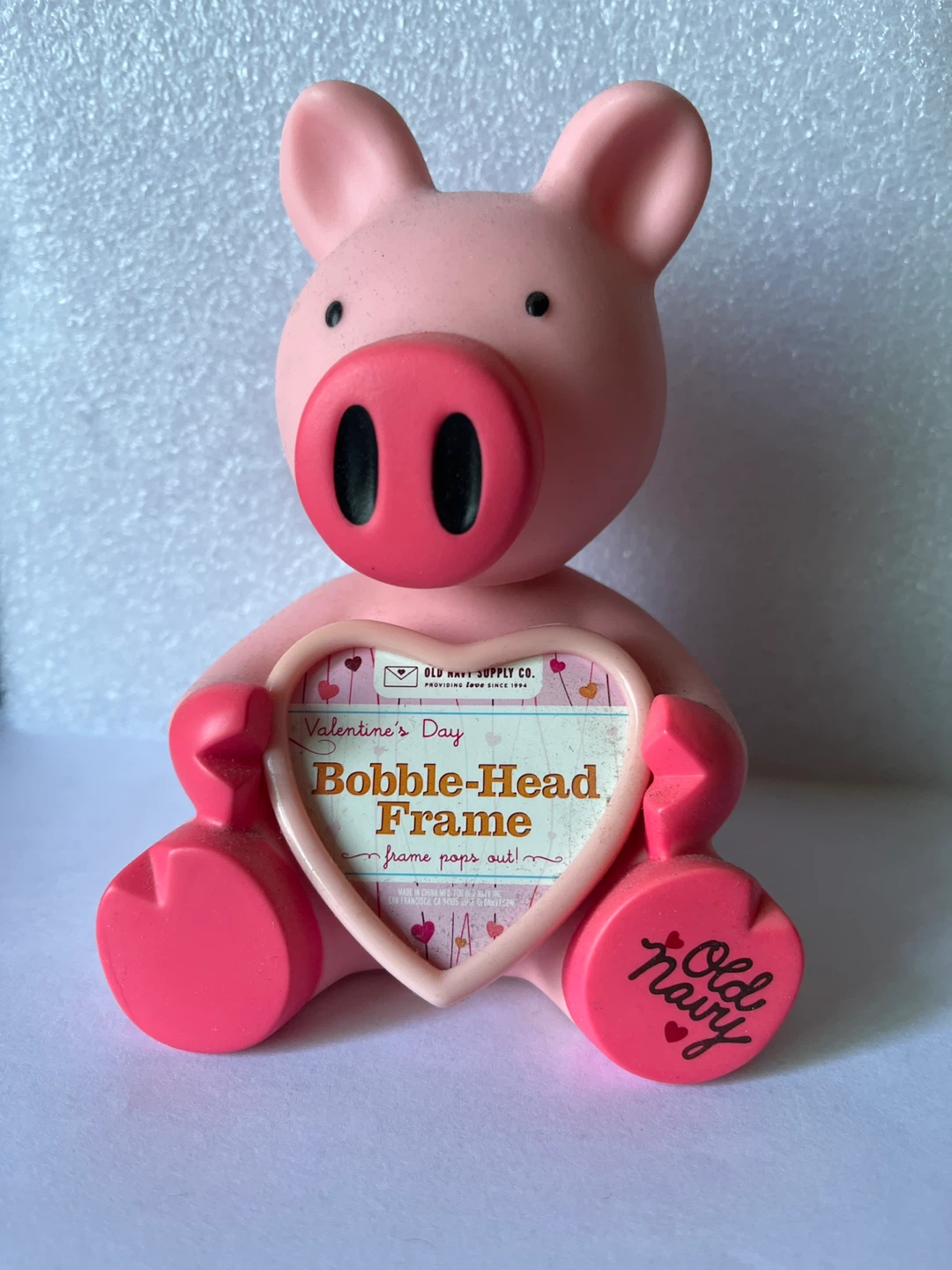 🥕 Old Navy Valentine's Day Bobble-Head Frame