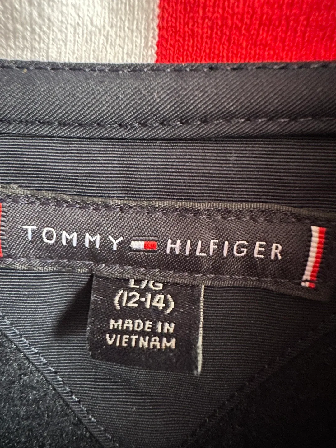 Tommy Hilfiger Jacket - Size L (12-14) image indicator(4)