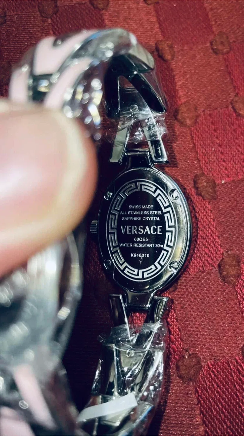 New Versace Gianni Mother of Pearl Ladies Watch image indicator(3)