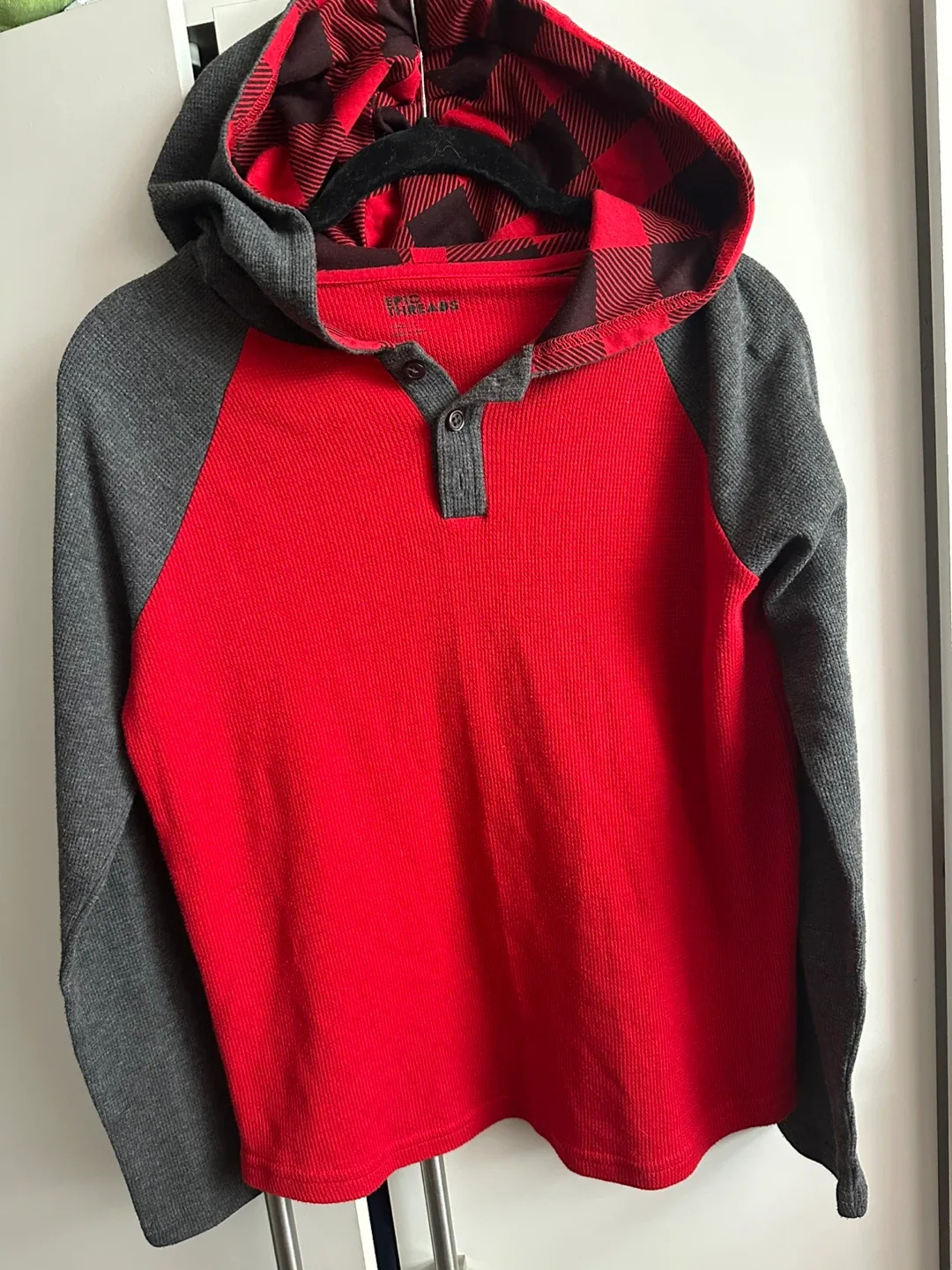 Epic Threads L Red/Grey Hoodie thumbnail