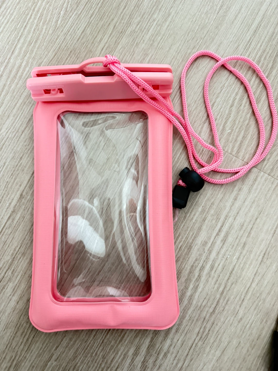 Pink Waterproof Floating Phone Case - photo 2
