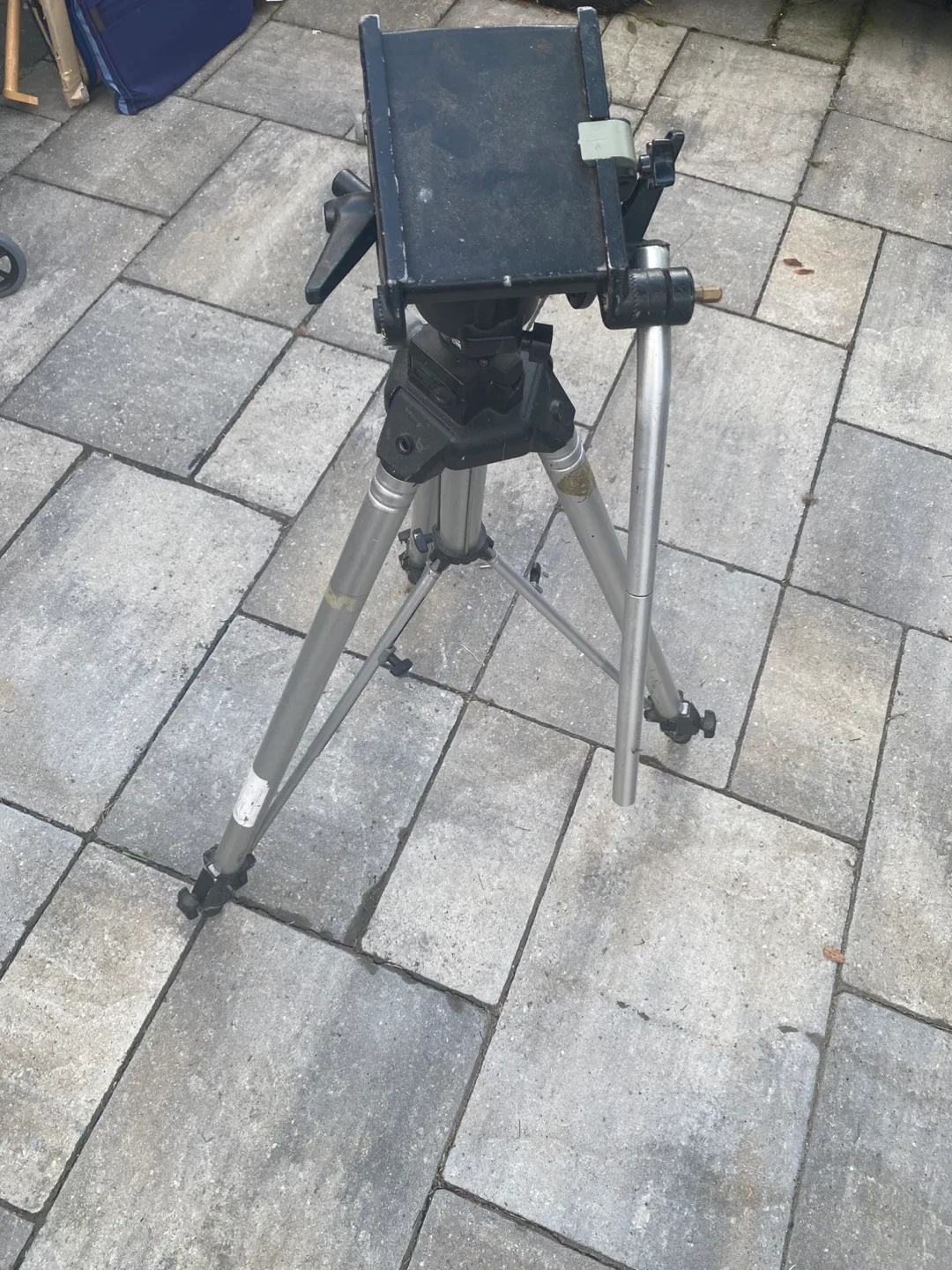 Manfrotto Professional Tripod Model #117 image indicator(2)