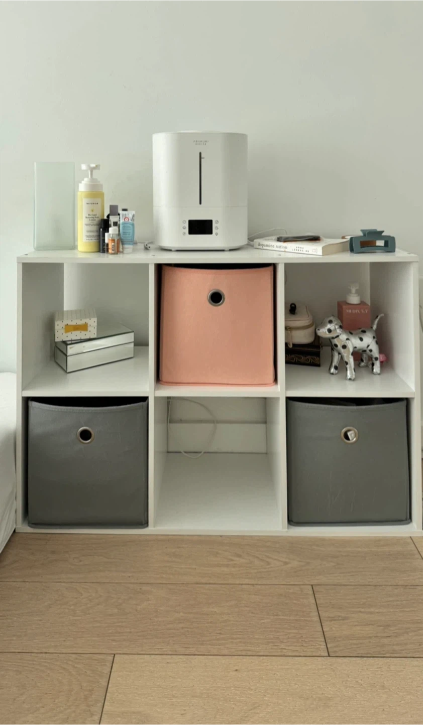 White 6-Cube Organizer Shelf